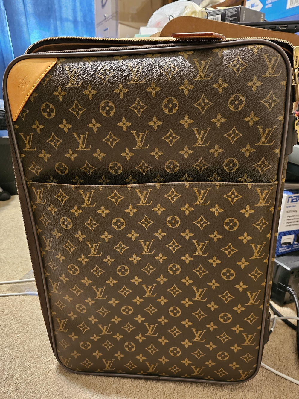 Auth Louis Vuitton pegase 60 suitcase carry on bag